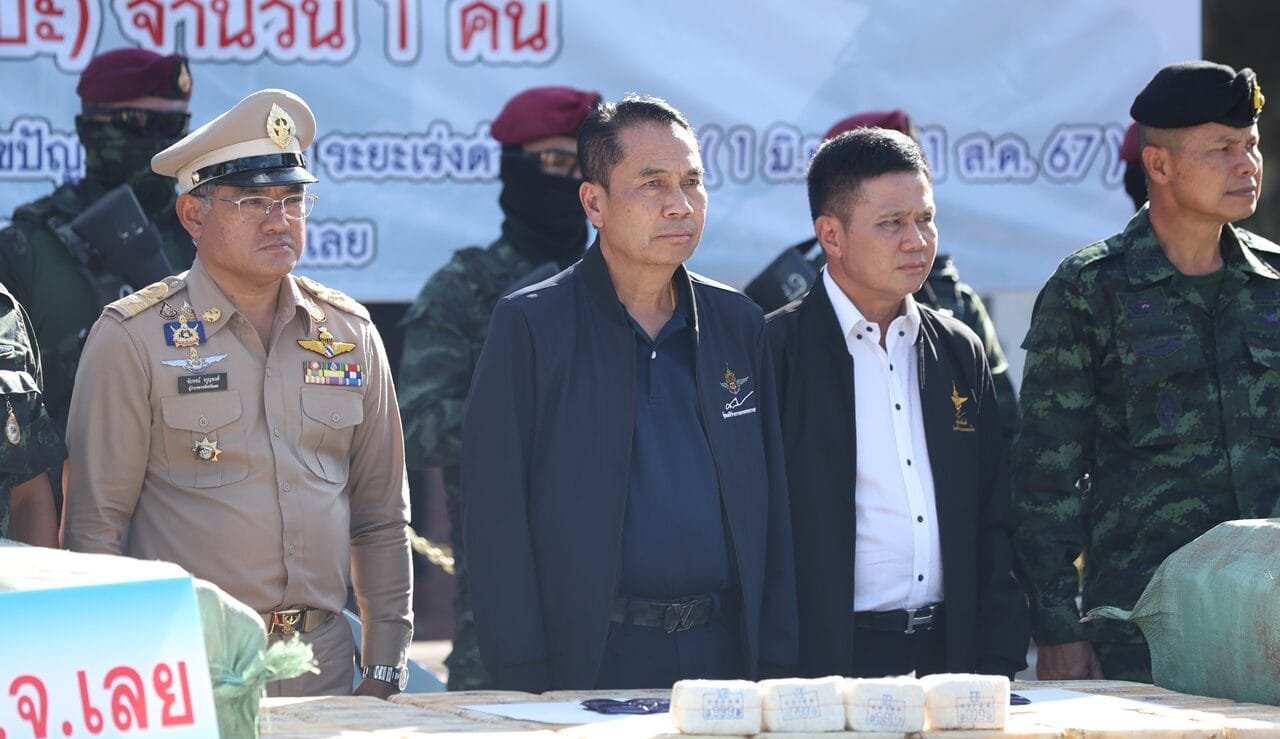 IMG_3633 ‣ Catchup.asia